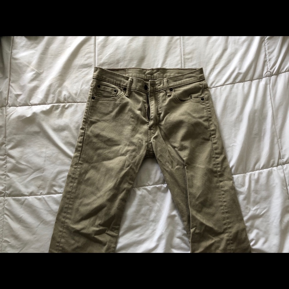 Levi’s 513 jeans